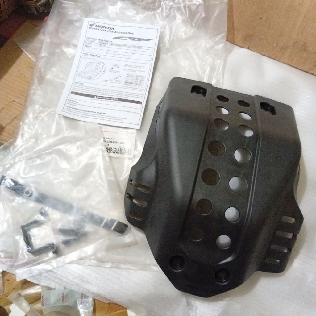 64450-k84-A00 Accessories Cover Body Protector Pelindung Mesin Engine Guard Depan Bagian Bawah Set C