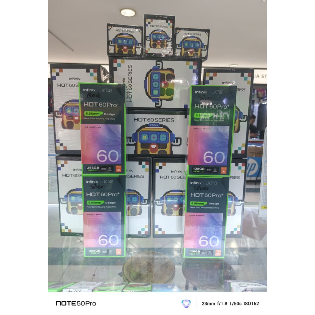 Gift Box+ Infinix Hot 60 Pro+ Plus 8/256 3D Curved 1.5K IMX 882 Baru 100% Ori Segel Dus Garansi Resm