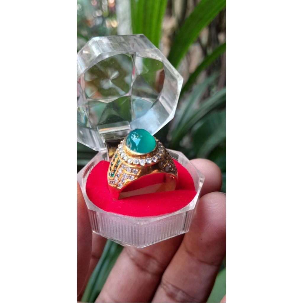 Natural Bacan doko majiko ring perak