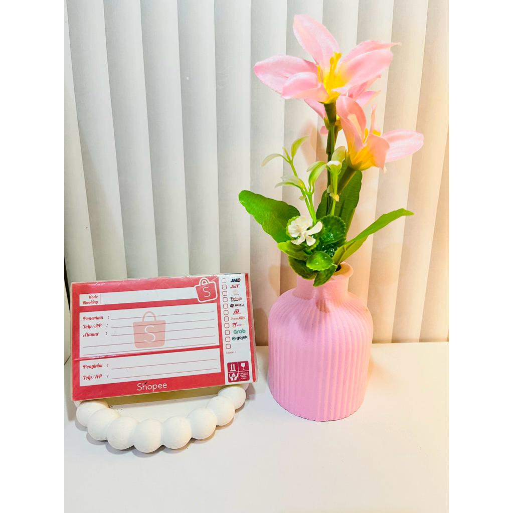 

stiker resi pengiriman isi +/- 45