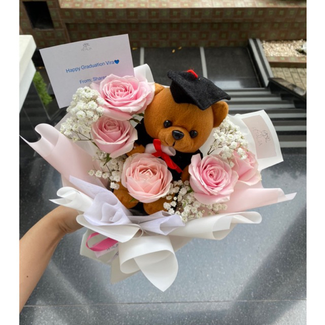 HAPPY FOR YOU BOUQUET - 5 MAWAR FRESH + BONEKA GRADUATION | BUKET MAWAR FRESH GRADUATION WISUDA SIDA