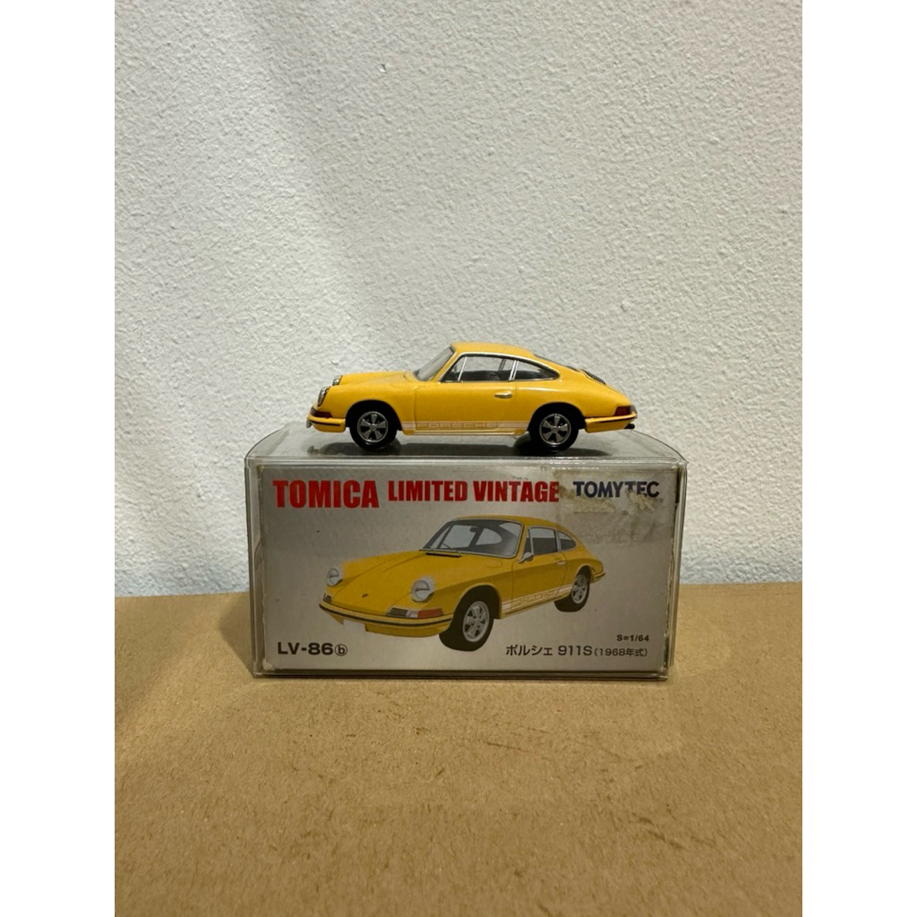 Tomica Limited Vintage Porsche 911S Yellow LV-86b
