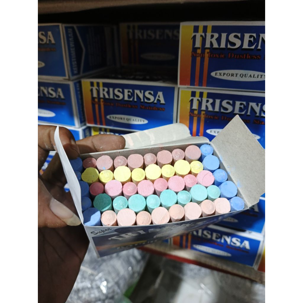 ( 1 box ) kapur tulis warna warni