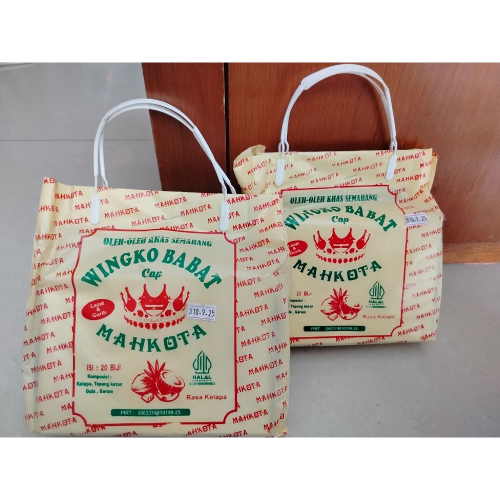 

[WAJIB COBAIN] Wingko Babat Khas Semarang