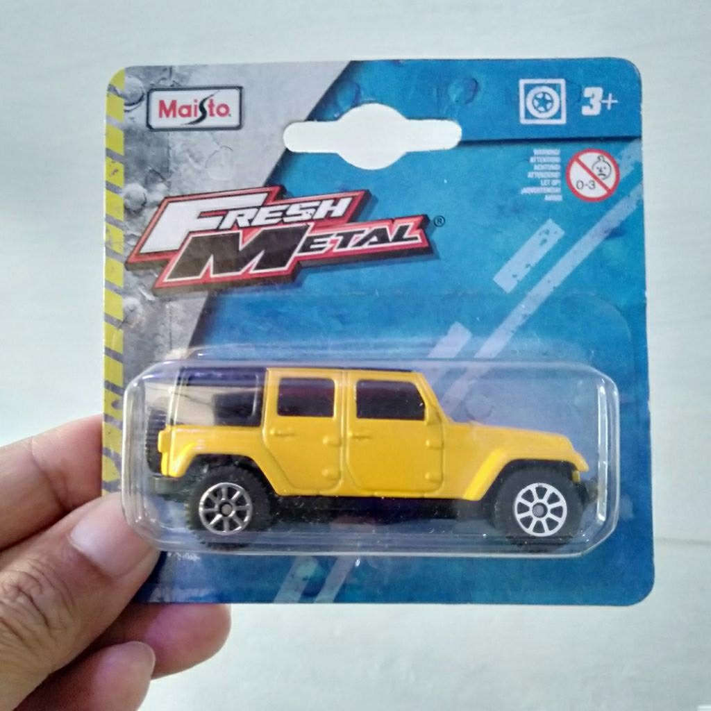 Maisto jeep wrangler kuning