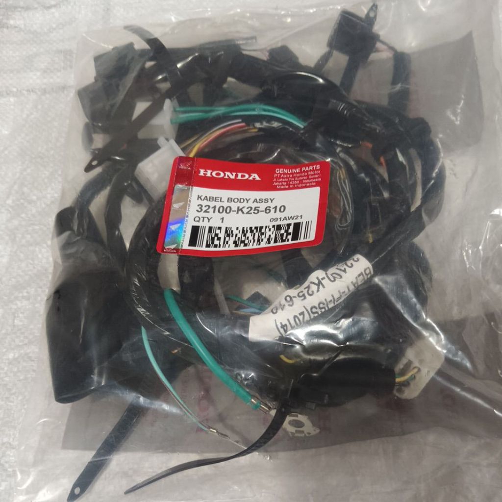 HARNESS WIRE KABEL BODY BEAT FI ISS 2014-2015 32100-K25-610