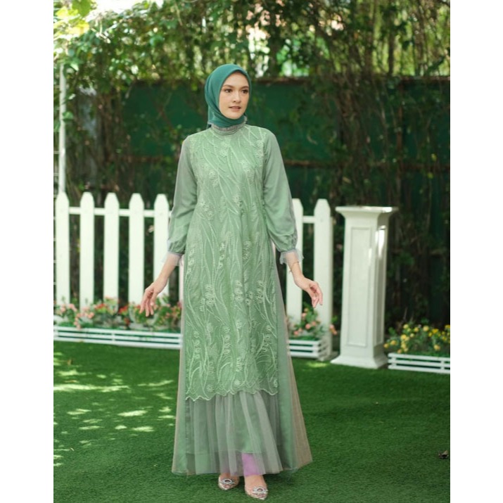 MALIKA DRESS BROKAT KOMBINASI TILE VELVET MUTIARA GAMIS BRUKAT LEBARAN BAJU KONDANGAN Rahmabusana