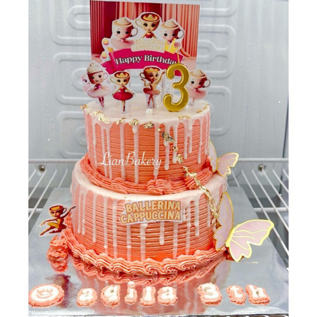 KUE ULANG TAHUN SUSUN/TINGKAT