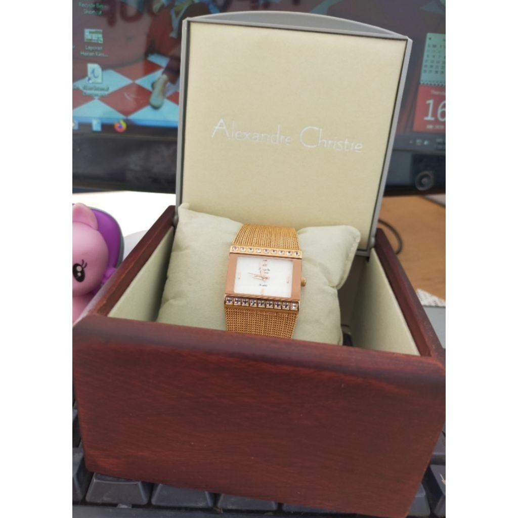 Alexandre Christie wanita gold