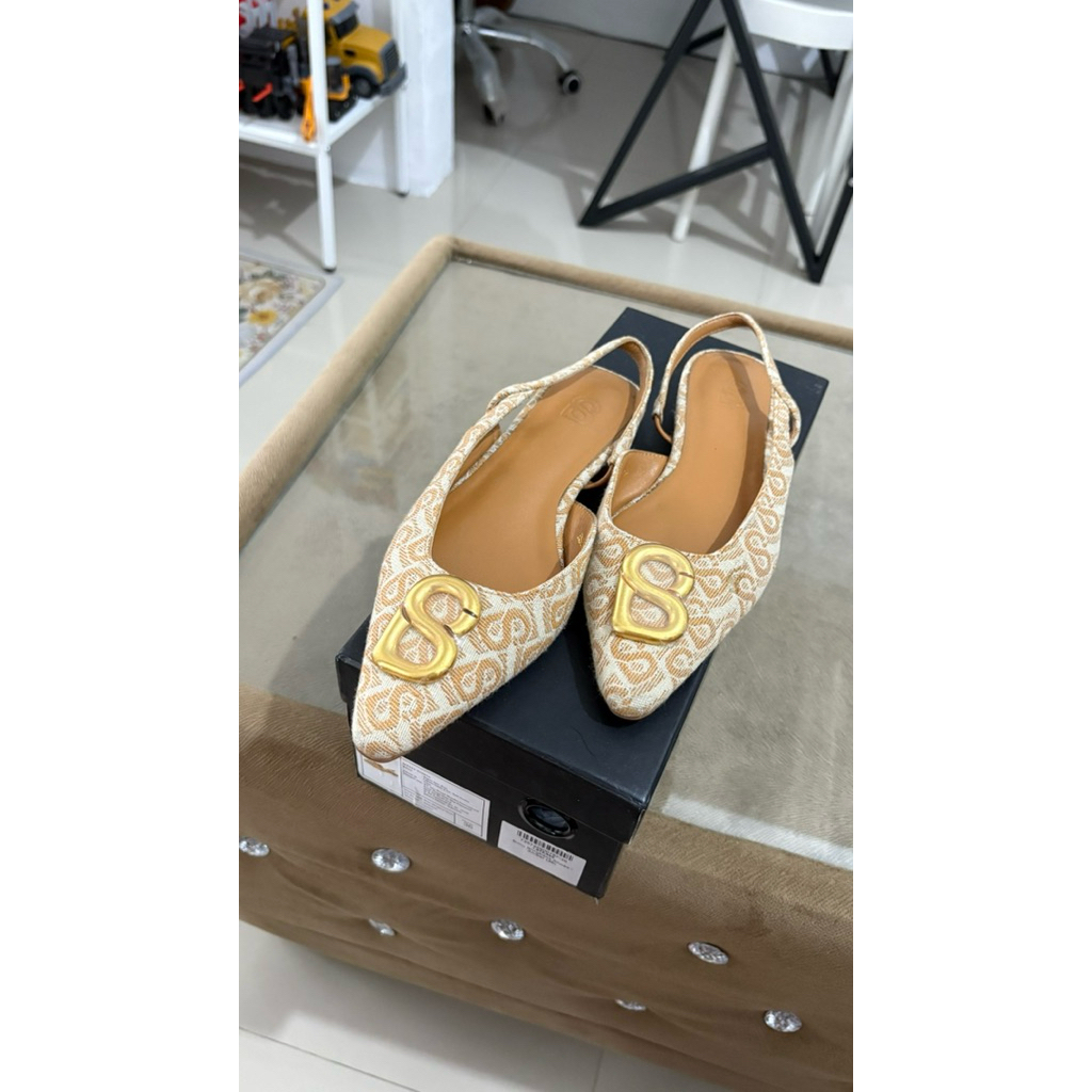 buttonscarves preloved bimu slingback shoes