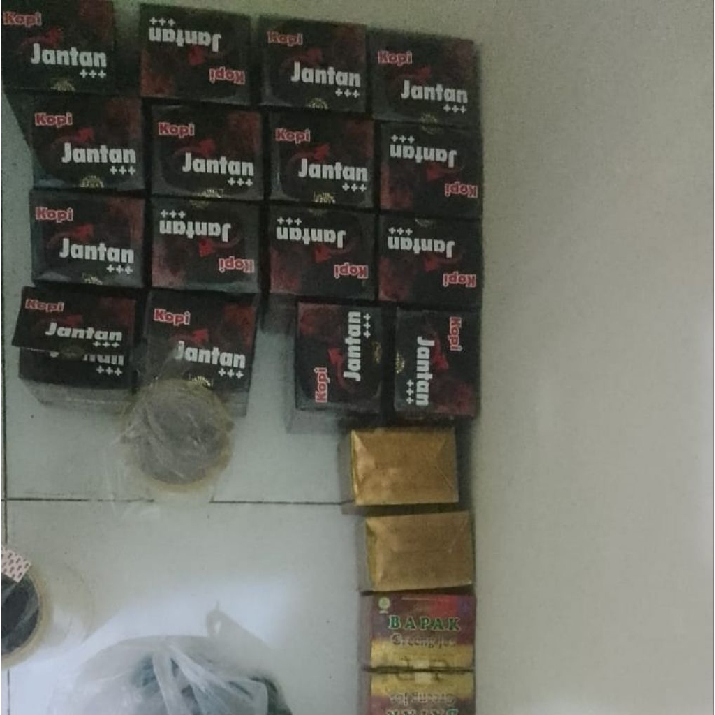 

Betseler CoD kopja 250grm kopi hitam