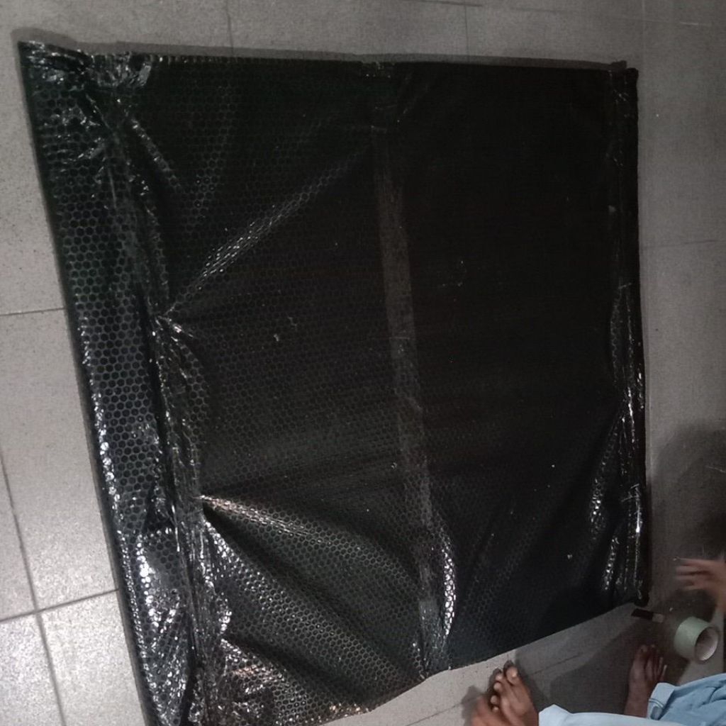 

acrylic 3mm bening ukuran 100*100 16lembar