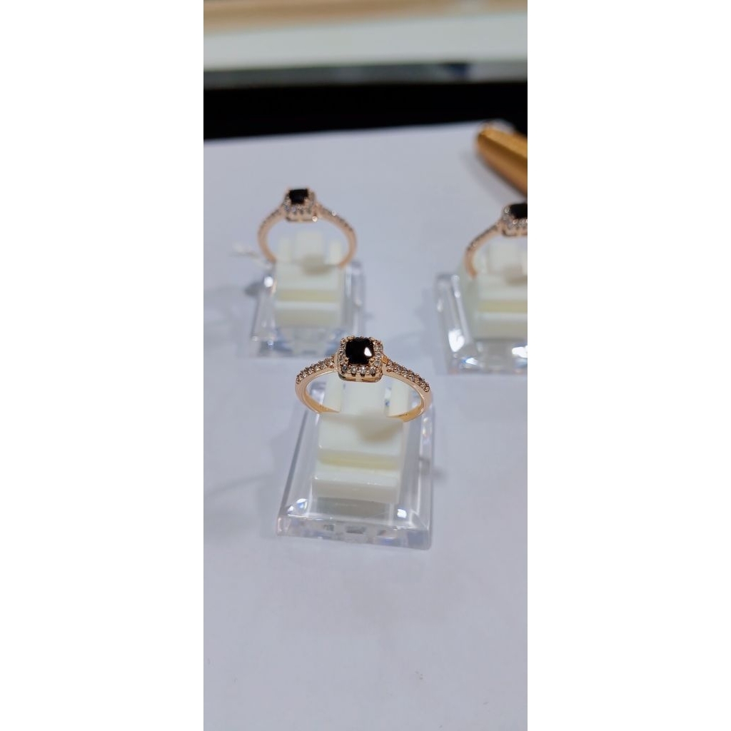 cincin wanita xuping mata hitam