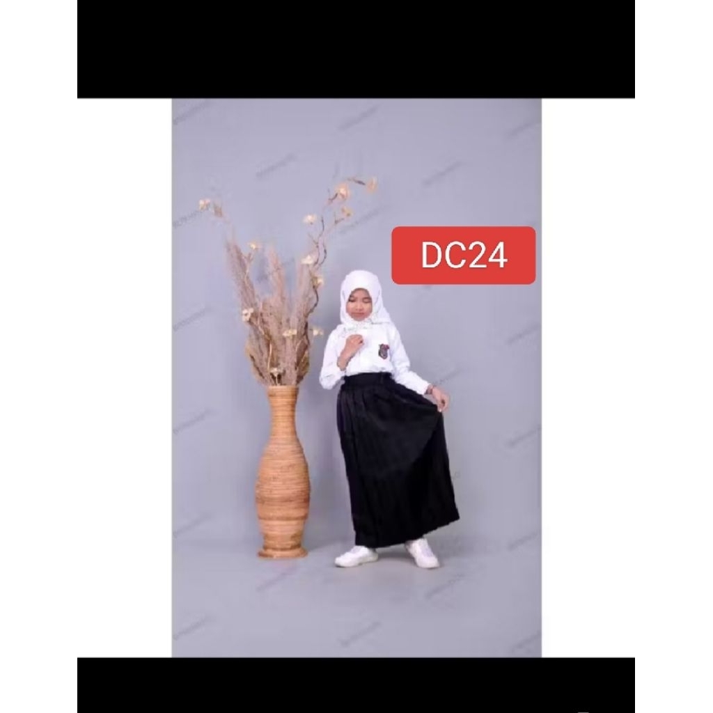 Seragam Sekolah SD WARNA HITAM Rok Panjang Sekolah SD WARNA HITAM Perempuan Rok Panjang Rempel / Lip