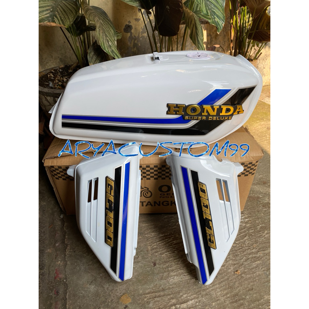 bodyset Honda gl 100 baju body gl 100 body gl 125 tangki impor pres pabrikan set cover  aki sepasang