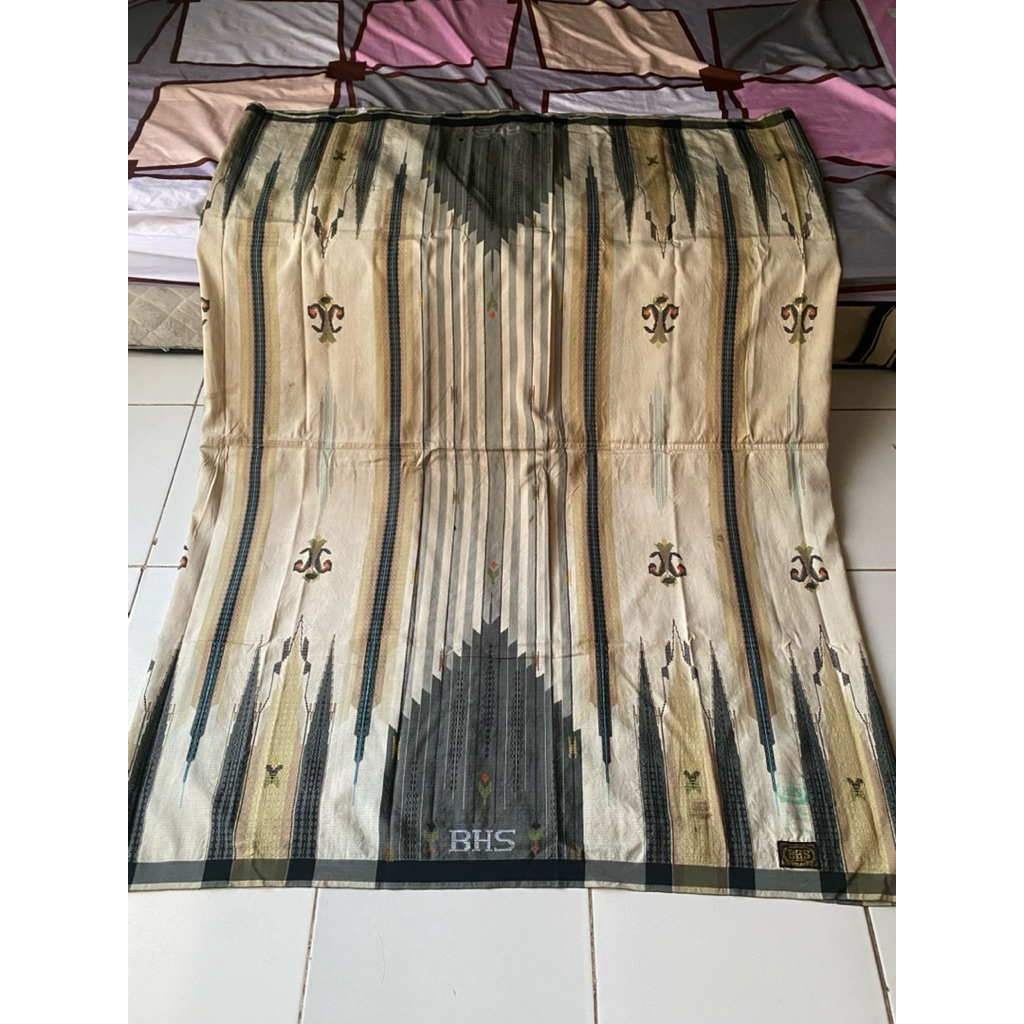 bhs sgt full sutra gold