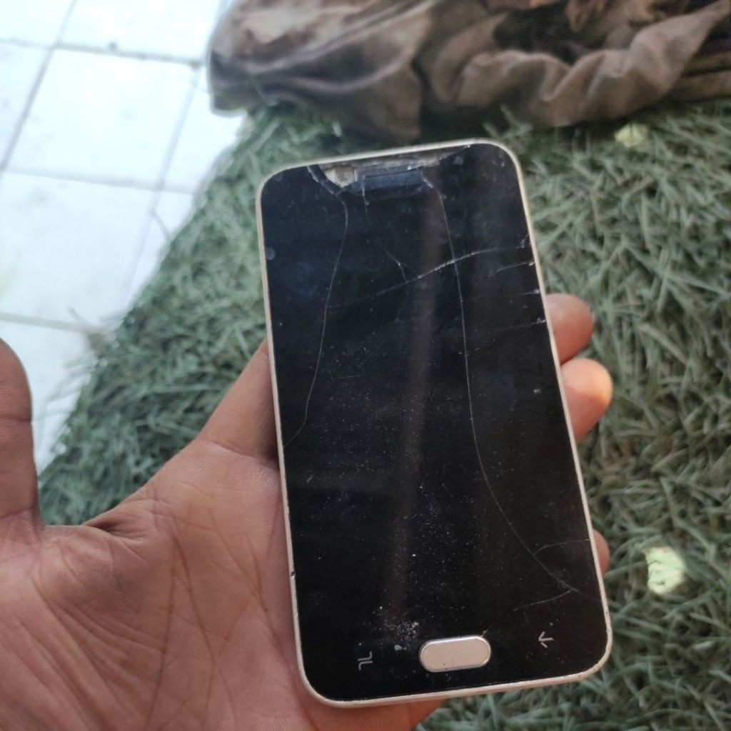 Samsung j2 pro minus lcd 100% tested