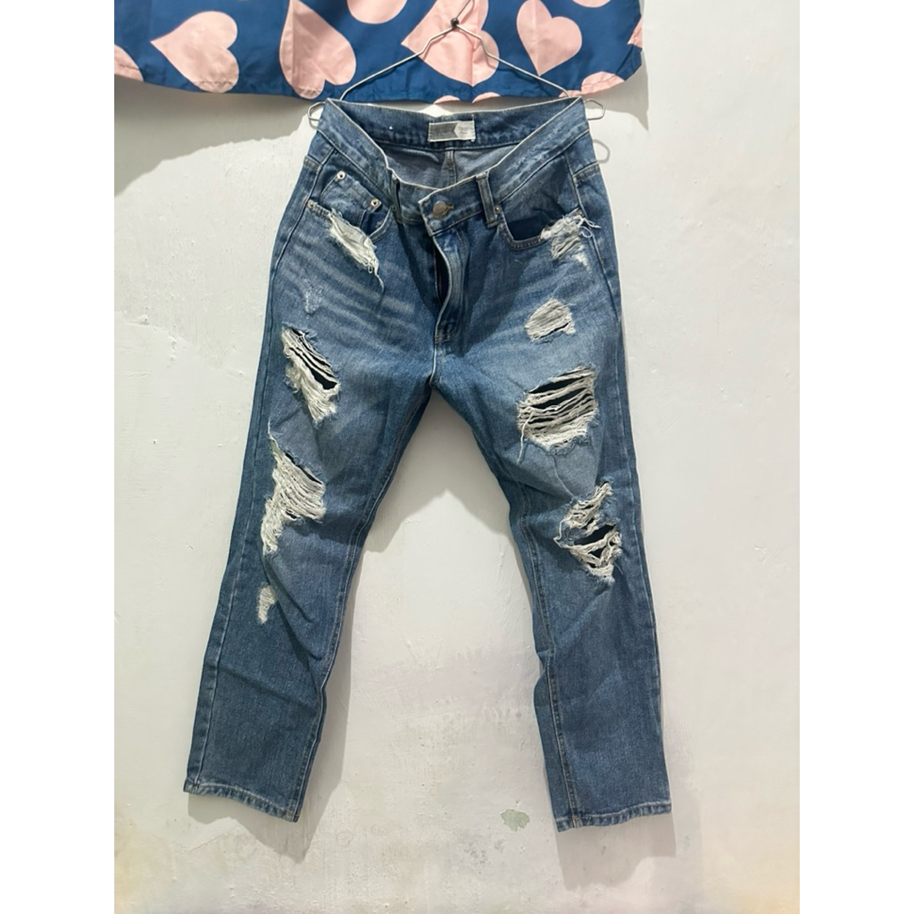 PRELOVED CELANA JEANS RIPPED/CELANA JEANS RIPPED SOBEK-SOBEK/JEANS Ripped