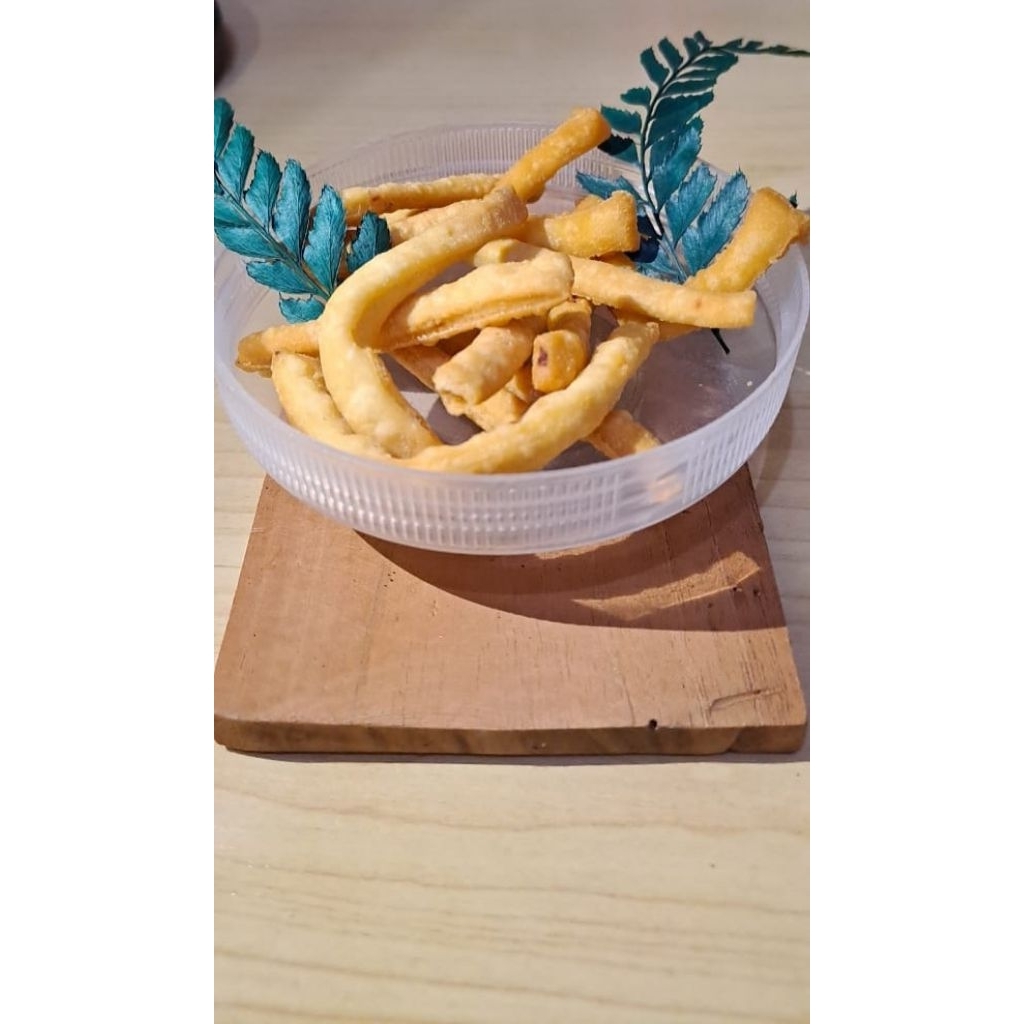 

Stik Bawang, Sistik Bawang, Keripik Stik, Sistik Bawang Renyah, Gurih, Halal