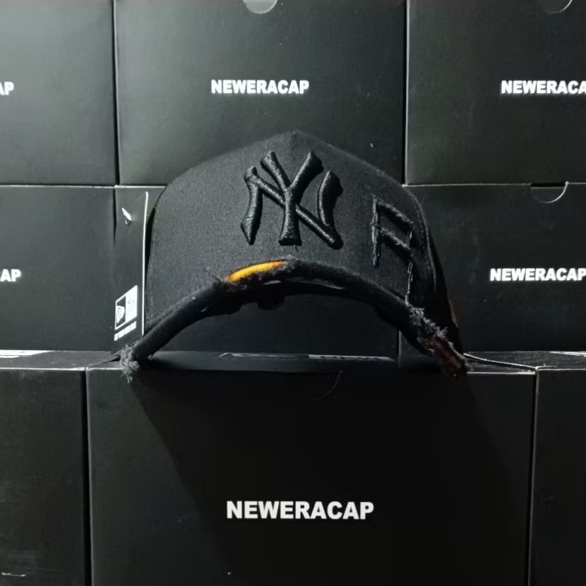 Topi Premium / NY Black Damage