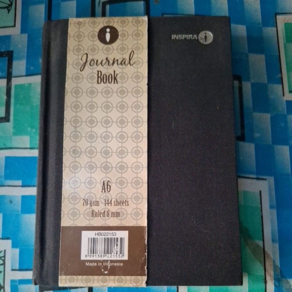 

BUKU OKTAVO/A6 MINUS DI COVERNYA ISI 144 LEMBAR