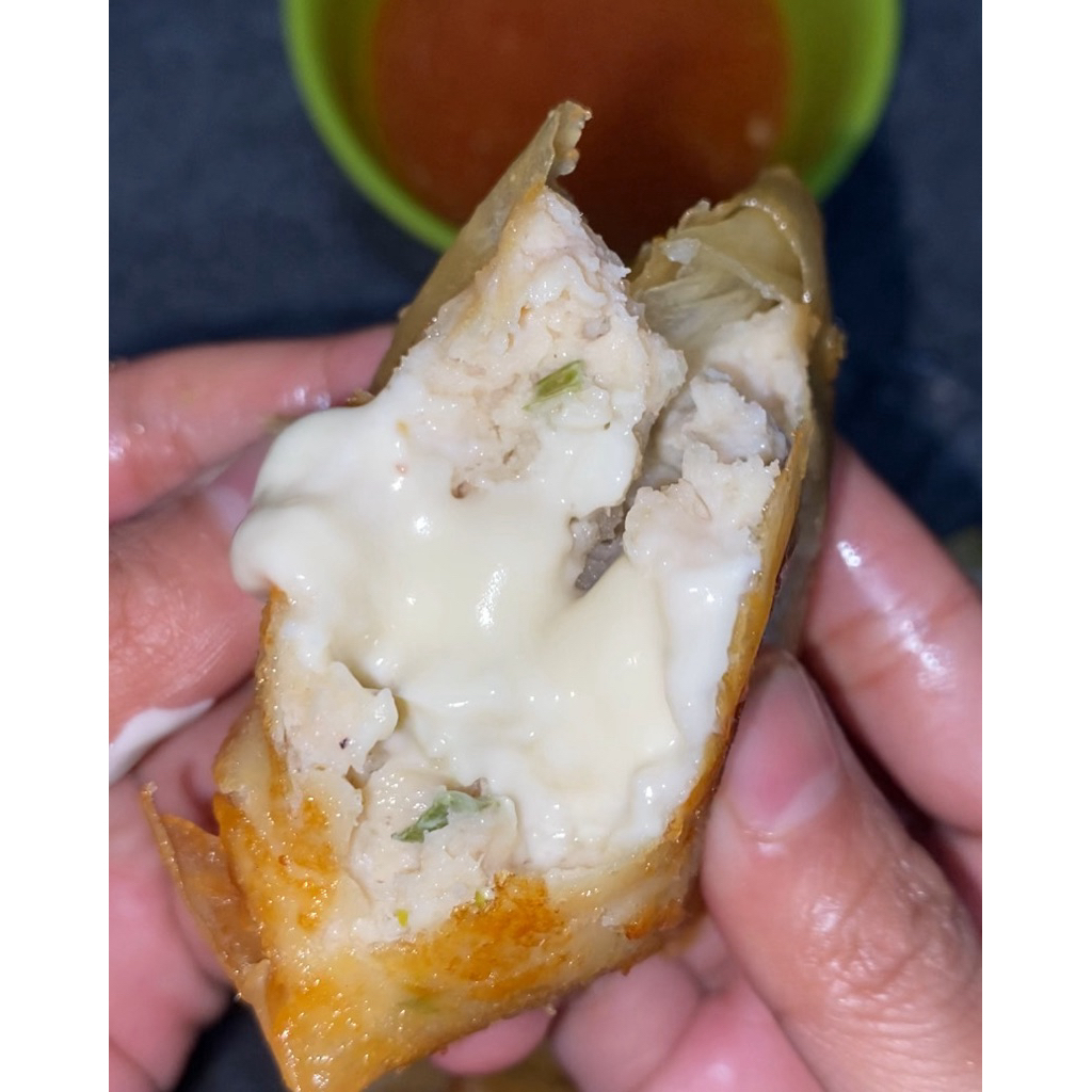 

Lumpia Ayam Keju (isi 4/pack)
