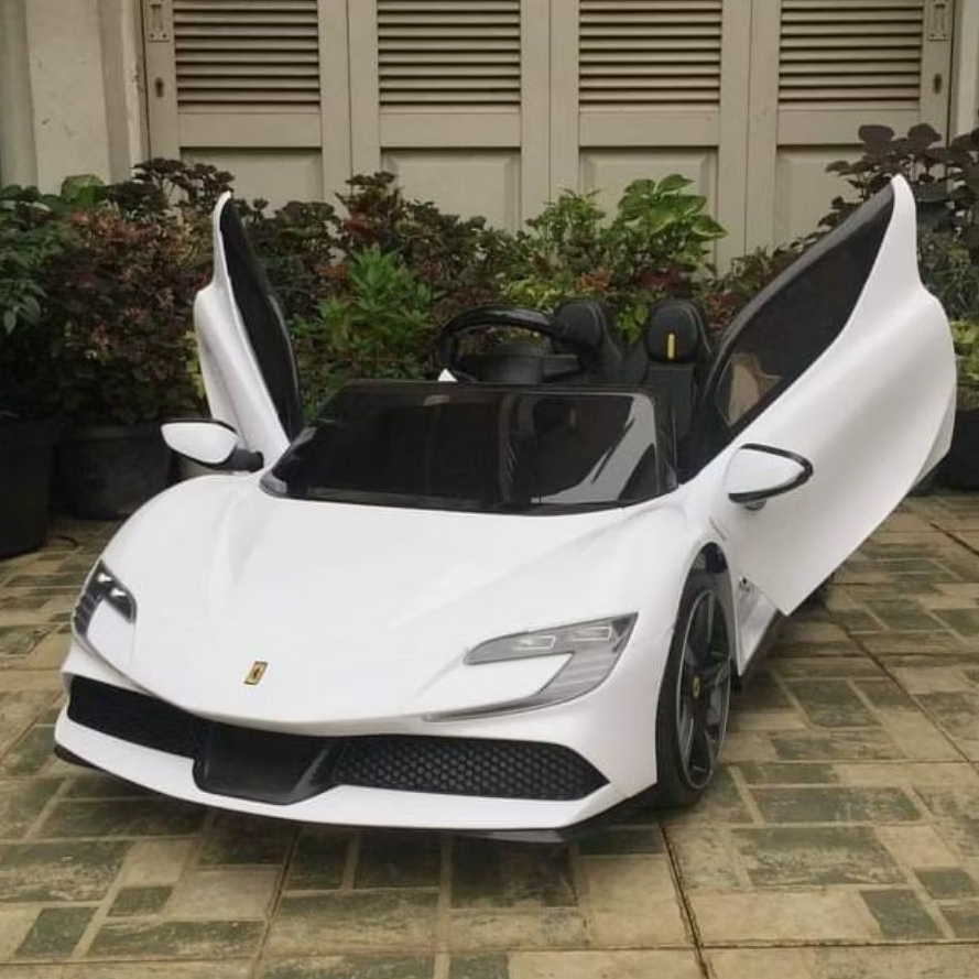 MAINAN MOBIL AKI ANAK FERRARI VARSA PMB M-6188