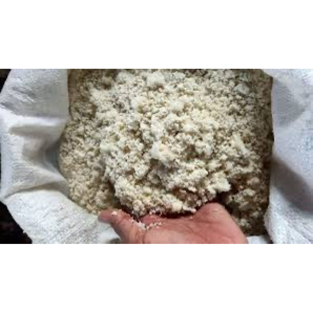 

Ampas Tahu Semi Kering (FRESH) 1 kg/5 kg