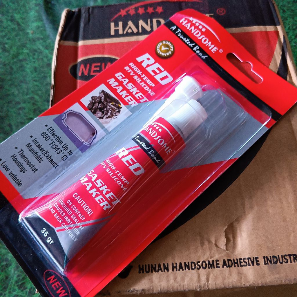 

Lem dasket handsome red 35g warna merah