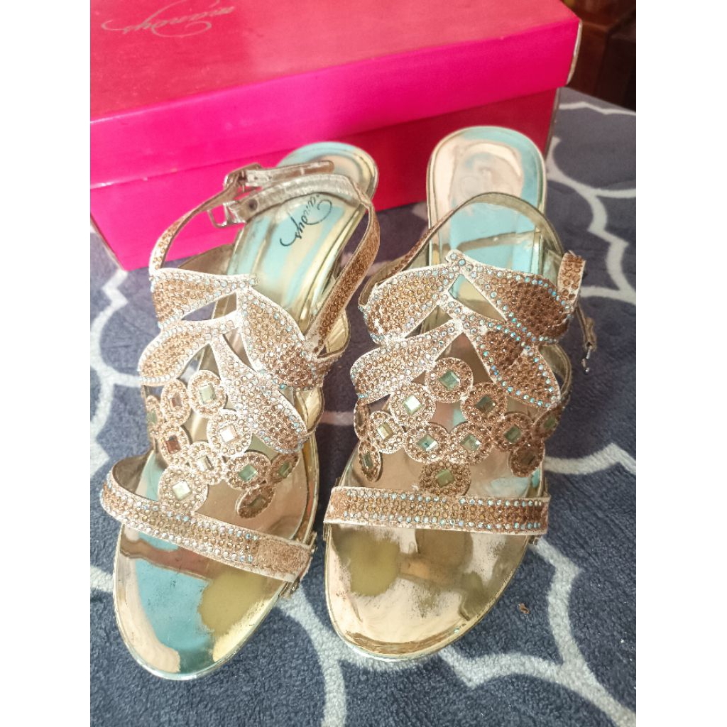 Preloved heels pesta Sz 38