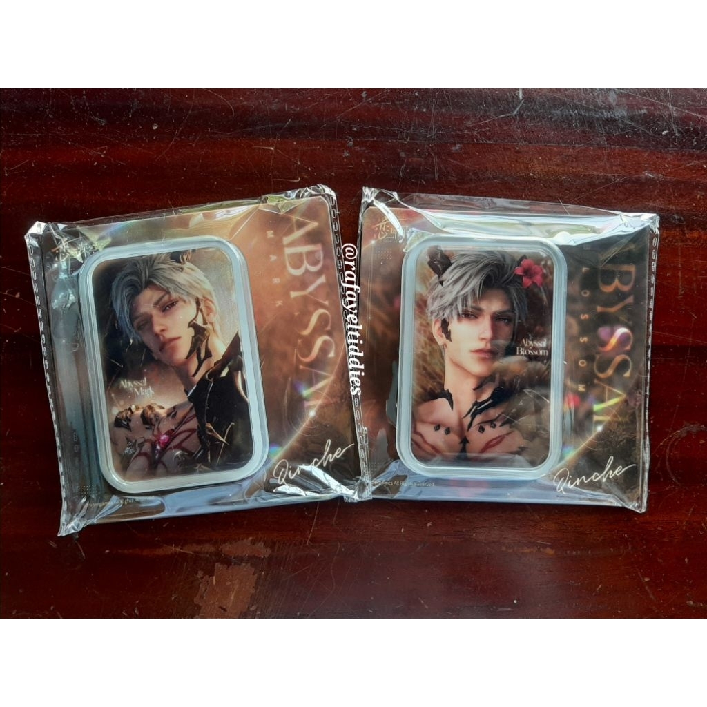 Official Love and Deepspace Sylus Merch Square Badge Myth Abysm Sovereign