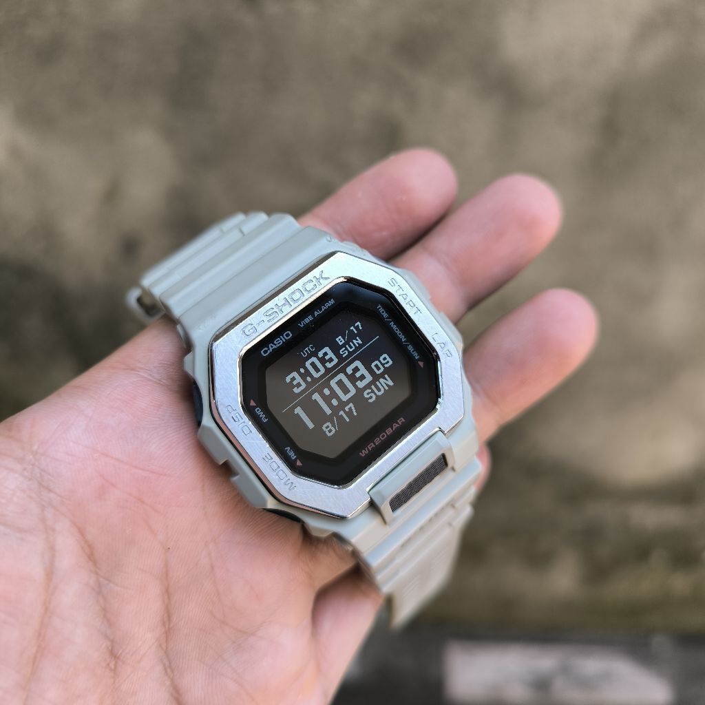 G shock GBX- 100 ORIGINAL