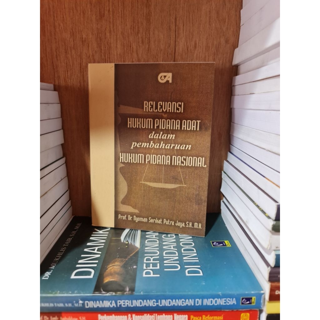 Relevansi hukum pidana adat dalam pembaharuan hukum pidana nasional by Prof Dr Nyoman Serikat