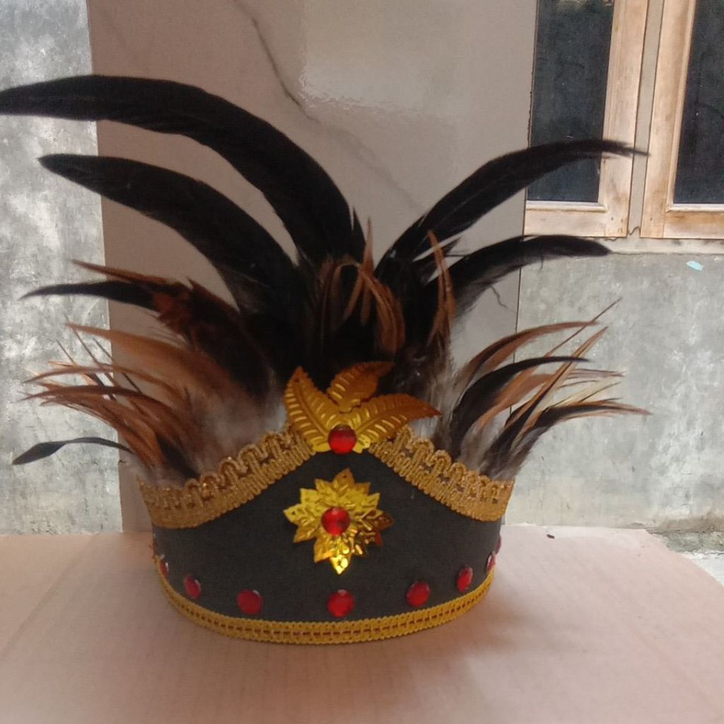mahkota dayak