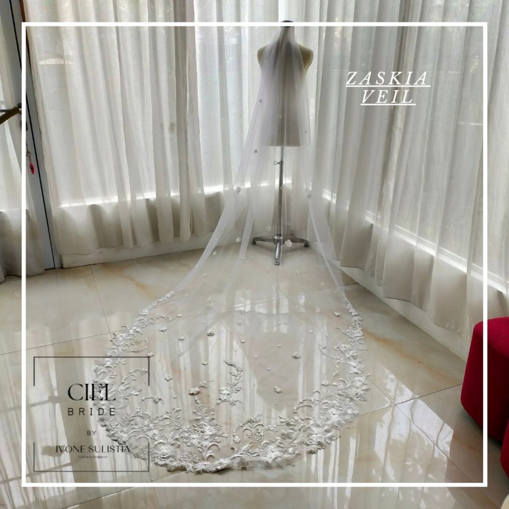 Zaskia veil wedding veil Cathedral length bertabur bunga