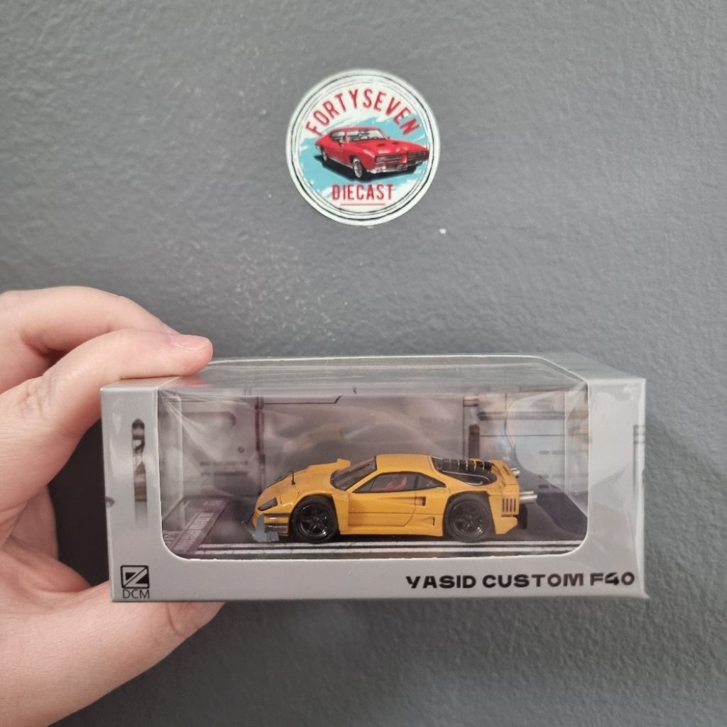 DCM Al Yasid Custom F40 Yellow Ferrari diecast 1/64 1 64 1:64