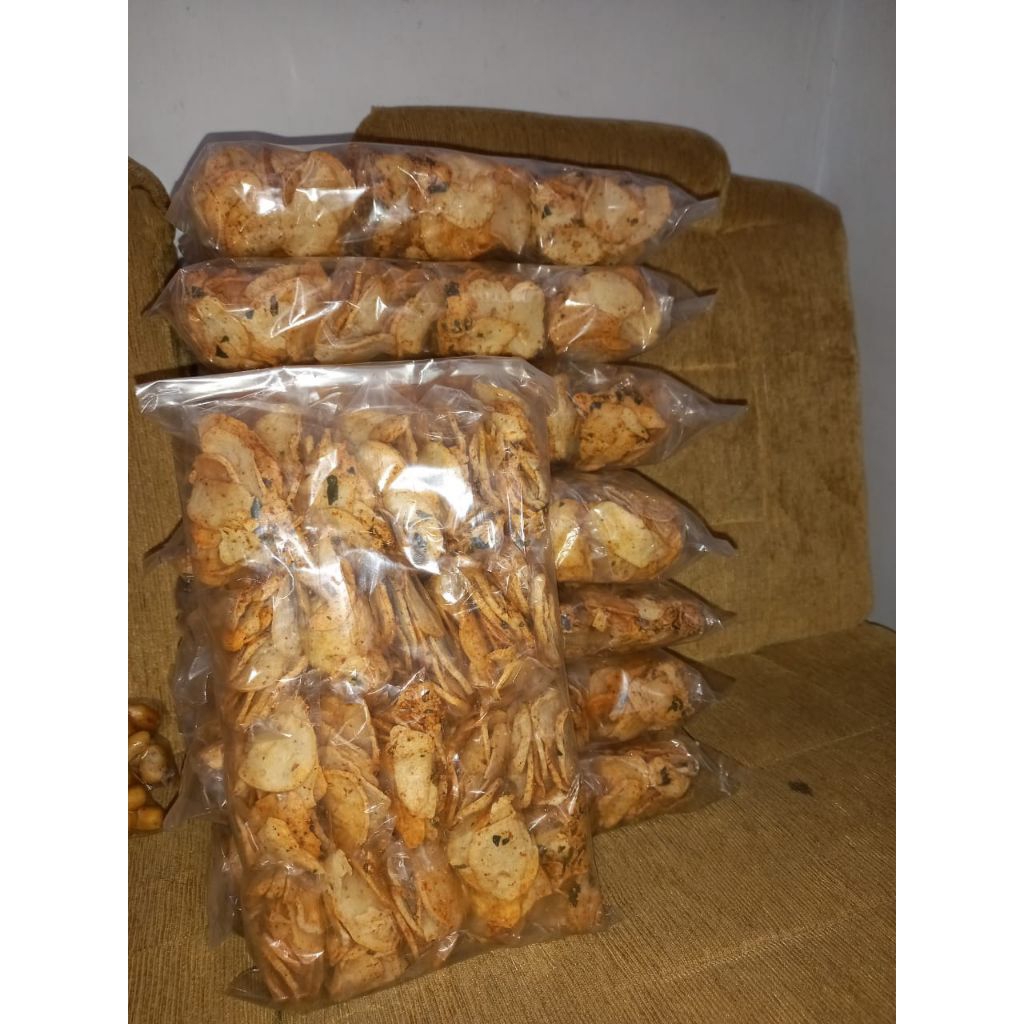 

Basreng renyahhh gurih.. mantap..dan cemilan untuk temen nonton nongkrong