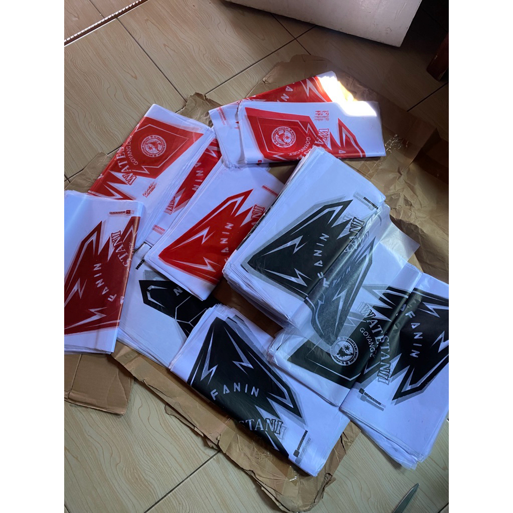 Kertas Layangan 1 Warna