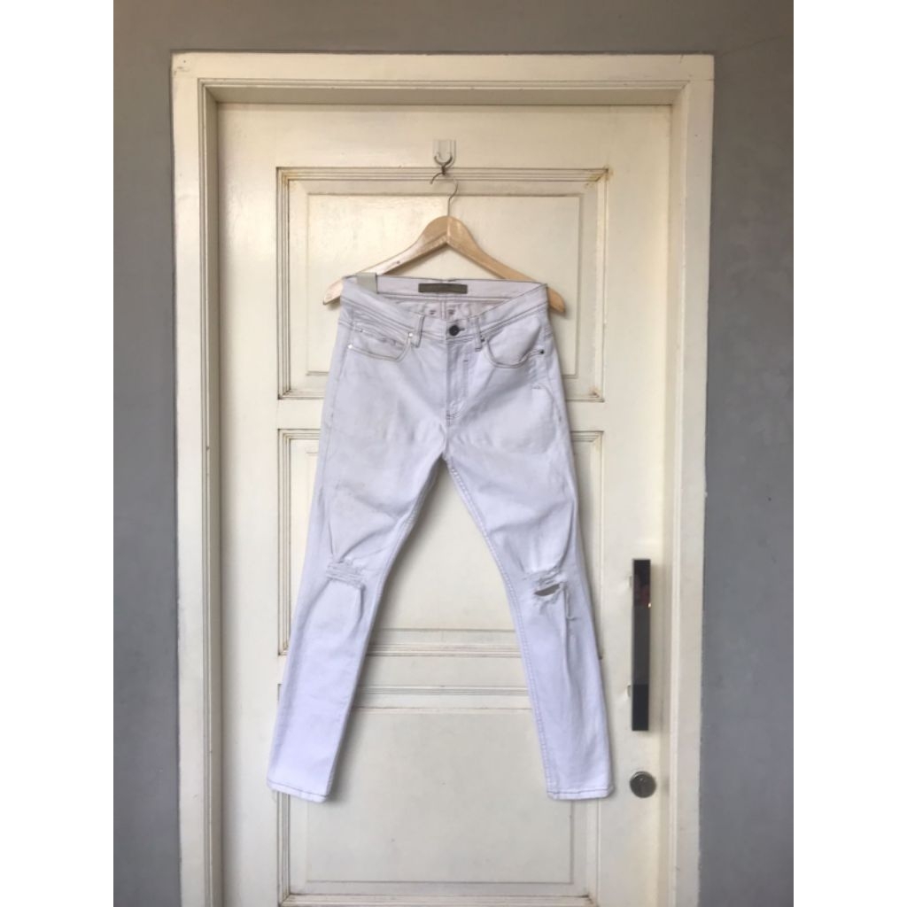 Zara Man White Ripped Skinny Jeans