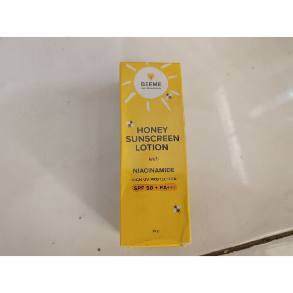 Beeme Honey Sunscreen Lotion 25 gr SPF 50+ PA++ REJECT KEMASAN
