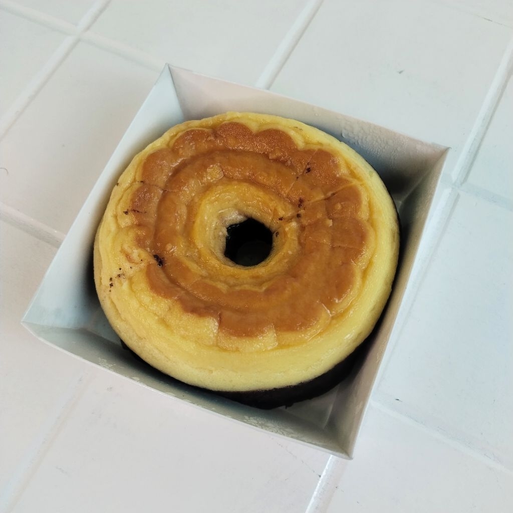 

Amanta Segar | Bolu Mini Ketan Hitam Kukus Lumer Keju