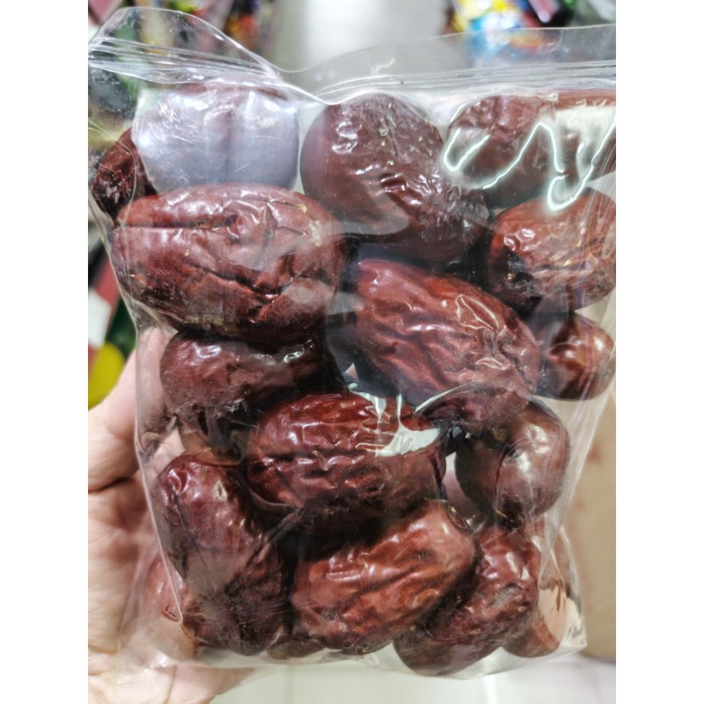 

Ang Co Hong Zao Kurma Merah Jumbo Premium 250gr & 500gr