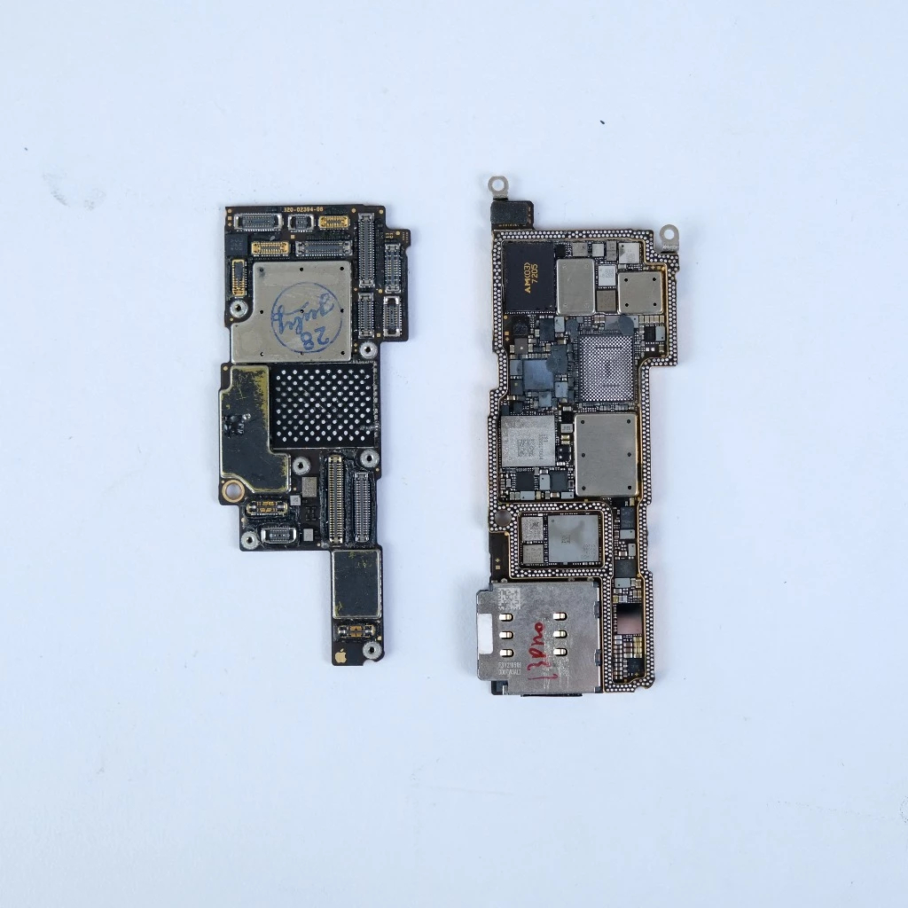 Mesin CNC Board iPhone 13 Pro