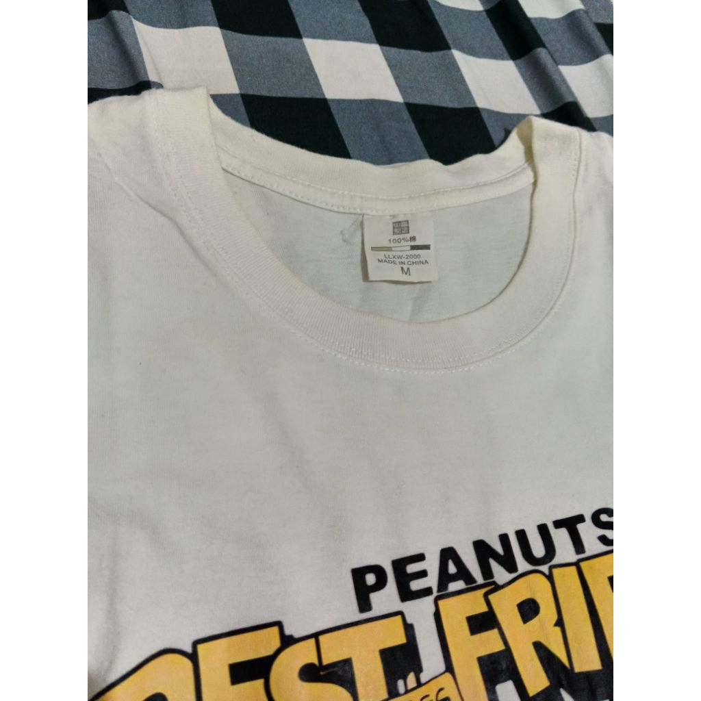 Preloved Kaos T-shirt Oversize Karakter