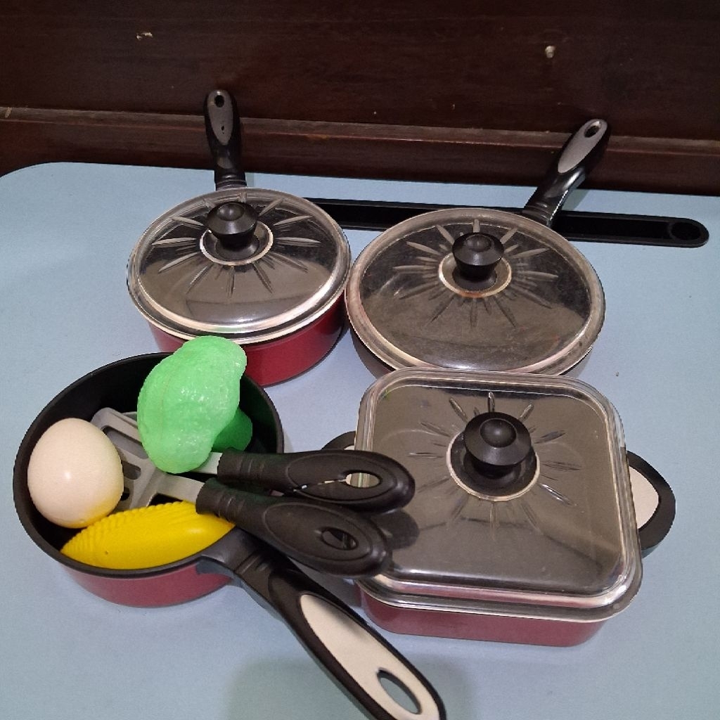 PRELOVED - Kitchen Set Mainan Masakan Panci