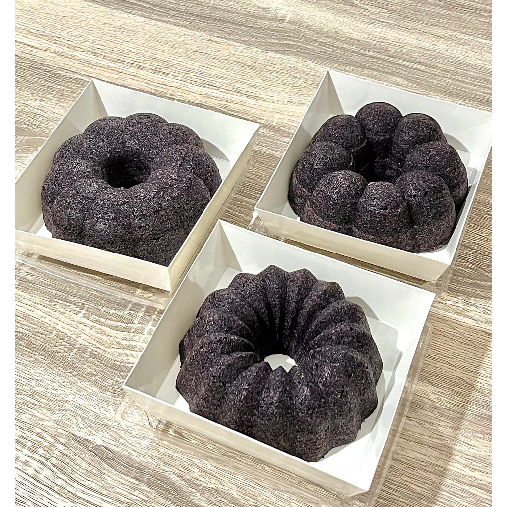 

[PETITECREME] Bolu Ketan Hitam Keju Lumer - Premium - Gluten Free