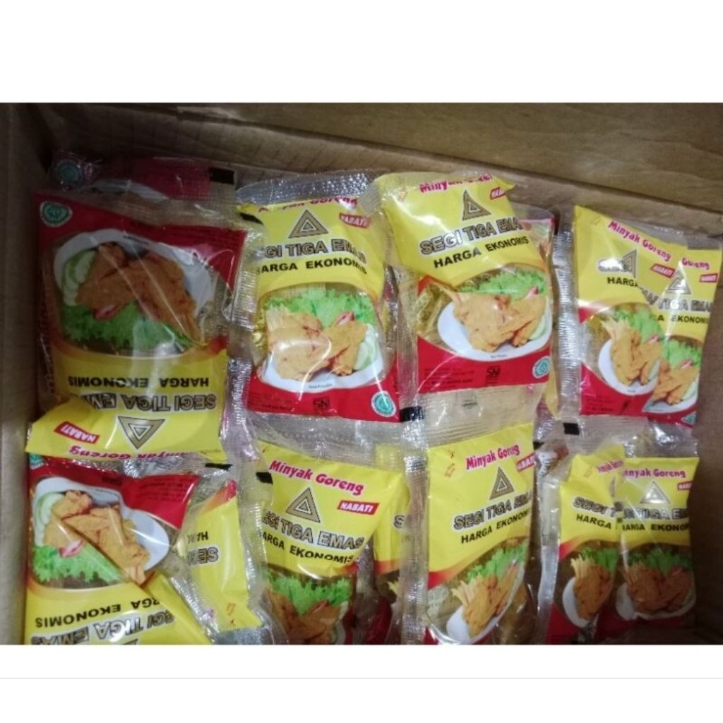 

Minyak segitiga emas 29mL 1 renteng