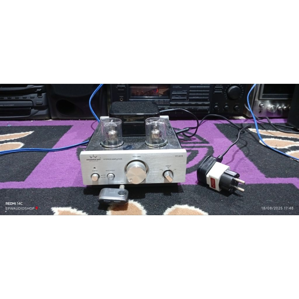 MISTRAL DT-307BHybrid 6N2Tube Amplifier