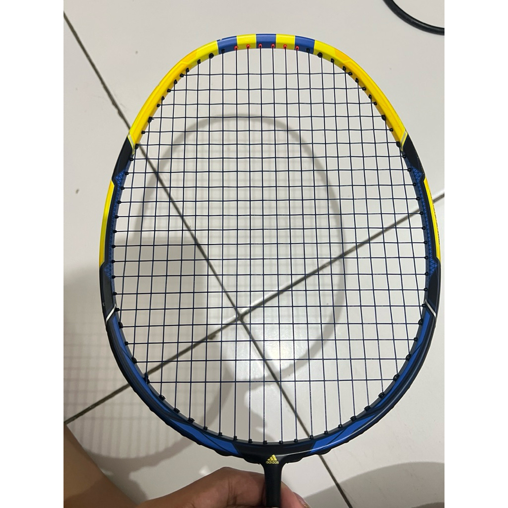 raket adidas wucht p1