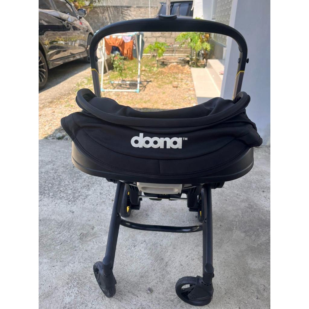 Doona Stroller + Carseat